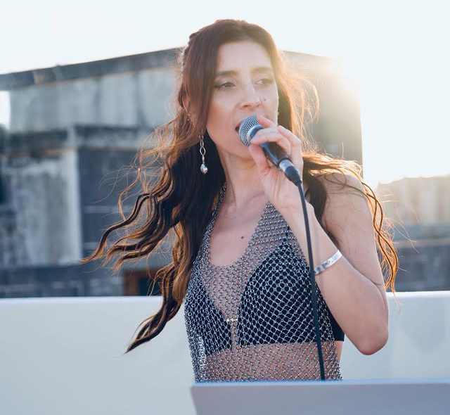 The Best Singer I Heard in Mallorca Has 3,000 Followers